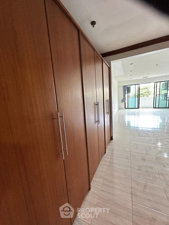 รูป คอนโด 2-ห้องนอน ที่ เกียรติธานี ซิตี้แมนชั่น ใกล้ MRT เพชรบุรี (ID 382816) - รูปที่ 2/14