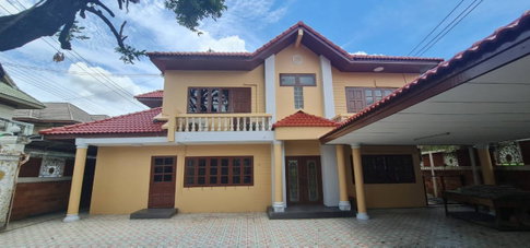 Luxury corner house phutthamonthon sai 1 for rent, 180 sq.w. 600 sq.m. built-in whole house