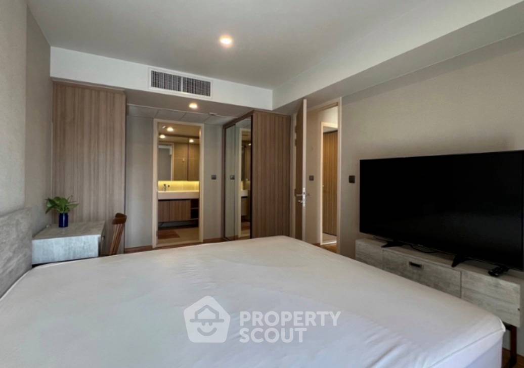 picture 2-BR Condo at Na Vara Residence near BTS Chit Lom (ID 2920358) - 3/5