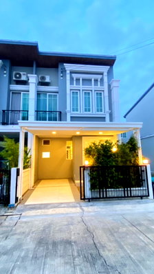 เช่าทาวน์โฮม ถนนเทพารักษ์ : 🏡✨ ให้เช่าทาวน์โฮม 2 ชั้น — Golden Town สุขุมวิท 113 บ้านใหม่ เฟอร์ใหม่ทั้งหลัง พร้อมเข้าอยู่ 🌿