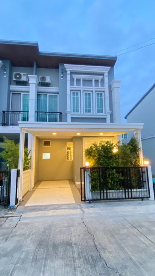 รูป 🏡✨ ให้เช่าทาวน์โฮม 2 ชั้น — Golden Town สุขุมวิท 113 บ้านใหม่ เฟอร์ใหม่ทั้งหลัง พร้อมเข้าอยู่ 🌿 - รูปที่ 1/15