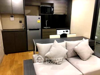 Condos for sale : 1-BR Condo at Klass Langsuan near BTS Chit Lom (ID 2873764)