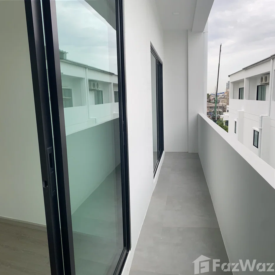 รูป ขายบ้านทาวน์โฮม Location สุดปัง 3.5 ชั้น กลางจรัญ เข้าเมืองสะดวก 1649234 - รูปที่ 15/34