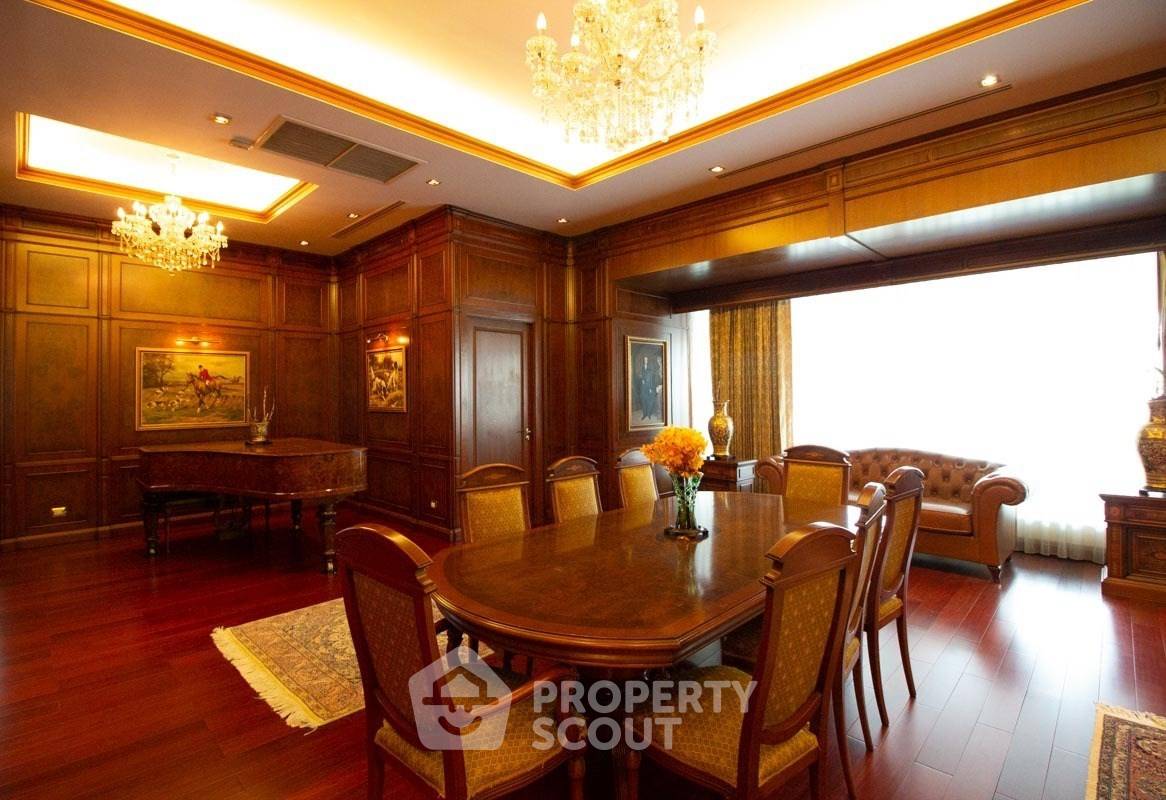 รูป คอนโด 3-ห้องนอน ที่ เลอ รัฟฟิเน่ สุขุมวิท 31 ใกล้ BTS พร้อมพงษ์ (ID 2874062) - รูปที่ 9/50