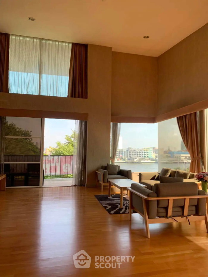 picture 3-BR Condo at The Fine @ River Condominium near BTS Saphan Taksin (ID 2874459) - 2/3