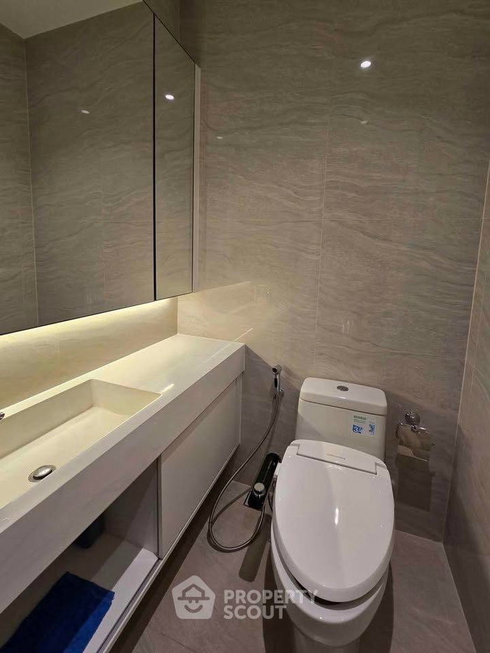 picture 2-BR Condo at Muniq Langsuan near BTS Ratchadamri (ID 2926533) - 15/16