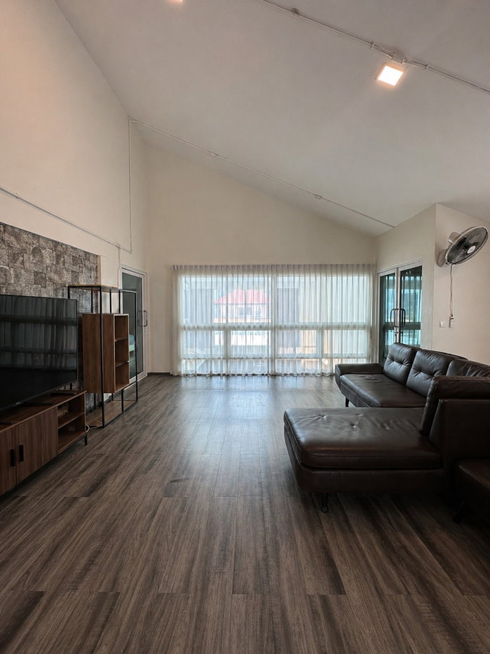 รูป 🏢✨ ให้เช่าบ้านเดี่ยว / Home Office — วิภาวดี ซอย 4 ทำเลใจกลางเมือง ใกล้รัชดา – ห้วยขวาง เหมาะทั้งอยู่อาศัยและทำออฟฟิศ - รูปที่ 4/20