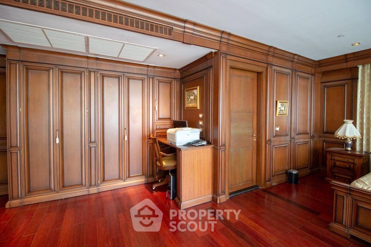 รูป คอนโด 3-ห้องนอน ที่ เลอ รัฟฟิเน่ สุขุมวิท 31 ใกล้ BTS พร้อมพงษ์ (ID 2874062) - รูปที่ 20/50