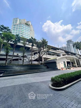 1-BR Condo at Rhythm Sukhumvit 44/1 near BTS Phra Khanong (ID 2393559)