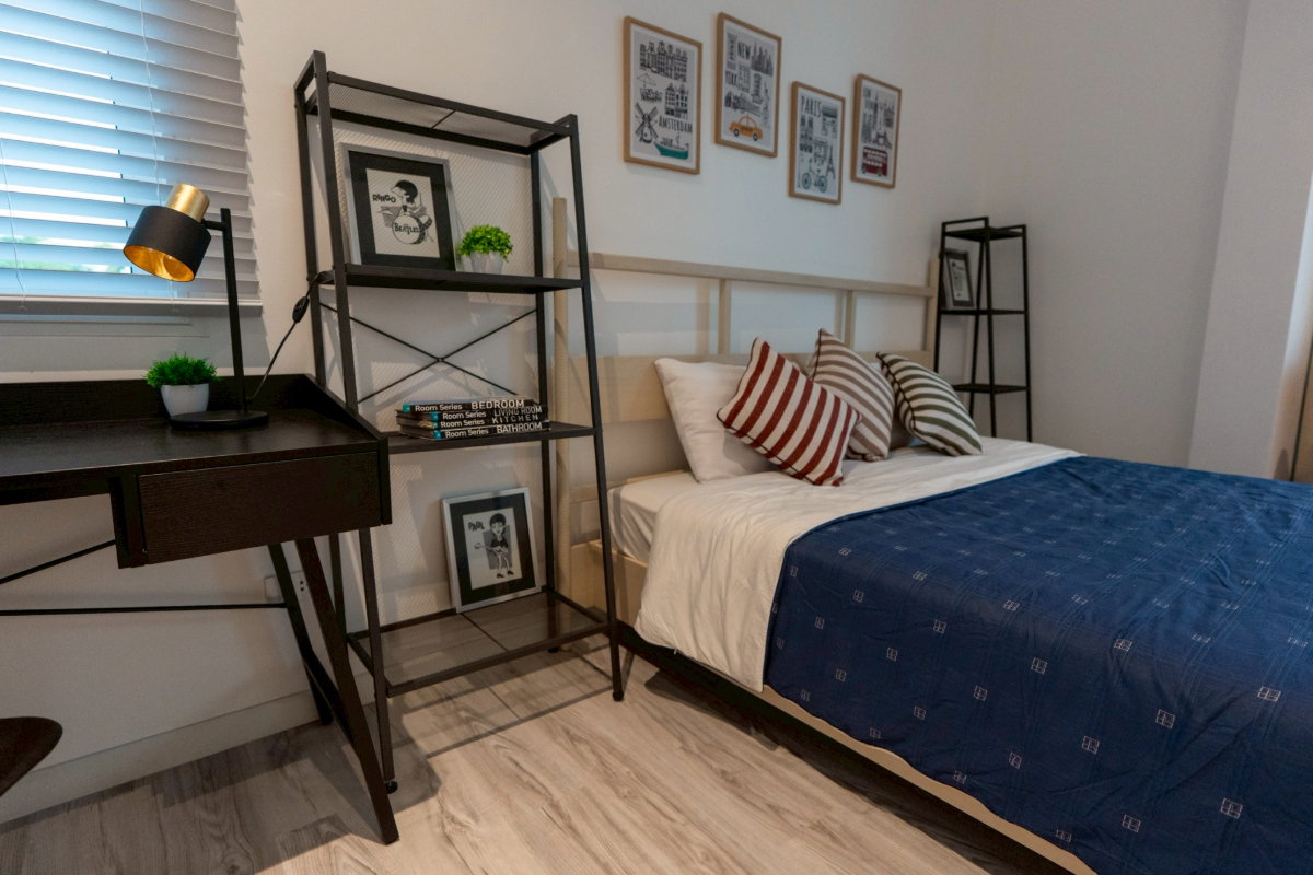 รูป C2MG100177  บ้านแฝดPool Villa2ชั้น บ้านนอกโครงการทำเลเศรษฐกิจใจกลางเมือง ตกแต่งเฟอร์นิเจอร์พร้อมเข้าอยู่ทันที ราคา21.8 ล้านบาท โอนคนละครึ่ง - รูปที่ 13/47