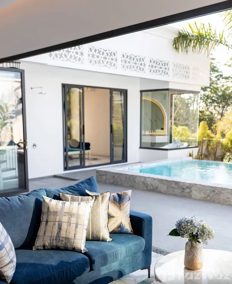 picture Elegant Moroccan-Inspired Pool Villa with Rooftop Terrace in 6307138 - 6/16