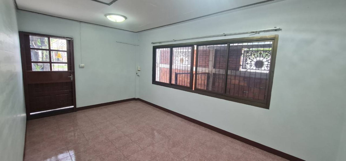 รูป ให้เช่า บ้านเดี่ยว 2 ชั้น แปลงมุม พุทธมณฑลสาย 1 เนื้อที่ 180 ตร.ว. ตกแต่ง Built-in ทั้งหลัง - รูปที่ 44/58