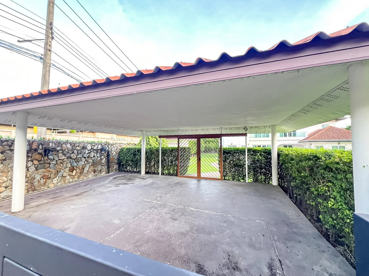 picture Pool Villa for Rent Mabprachan Pattaya Large Private Estate - 13/14