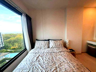 Condos for sale 700 Year Sports Arena Chiang Mai : Escent park ville chiangmai condo for sale : 1bedroom with pool view Tel.082-389-9314  (Boo)