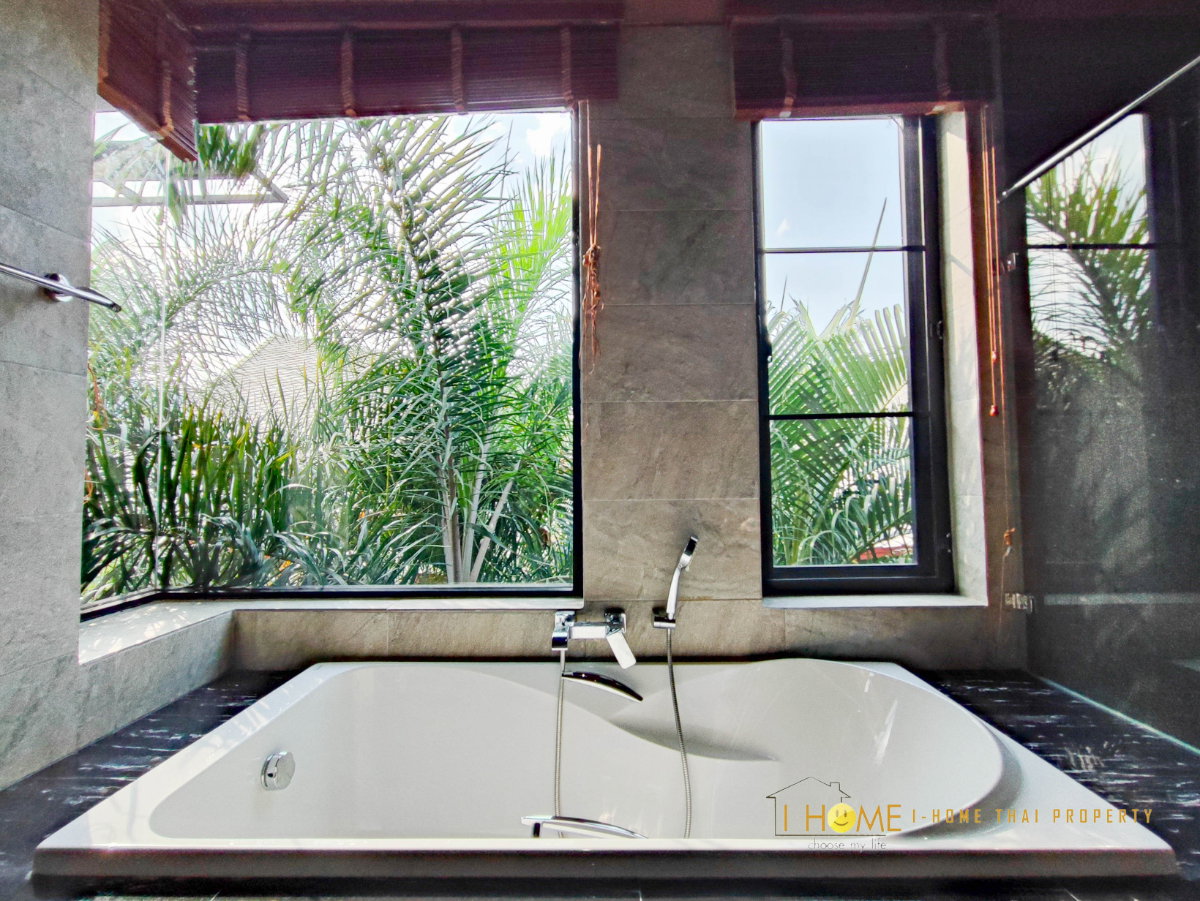 รูป A1-V0012 บ้าน Pool Villa 2ชั้น 5 ห้องนอน 5 ห้องนำ้ 1 ห้องครัว 2 ที่จอดรถ - รูปที่ 50/56