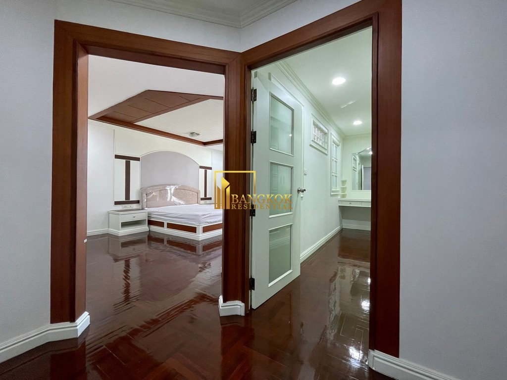 รูป Wattana Heights | 3 Bedroom Condo For Rent in Asoke - BR2001CD - รูปที่ 25/39