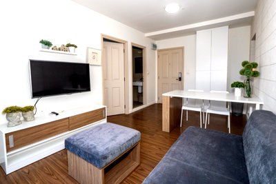 Condos for sale 700 Year Sports Arena Chiang Mai : Dcondo nim for sale 1bedroom near central chiangmai Tel. 082-389-9314 Boo