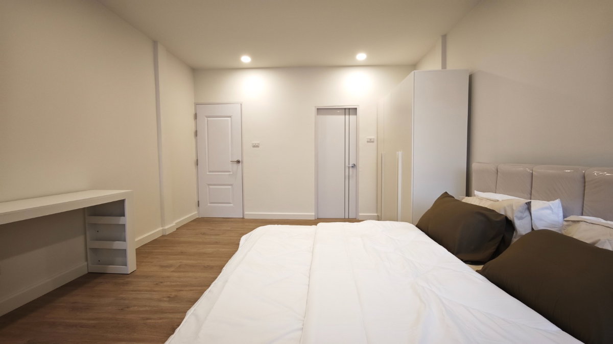 picture Pet Friendly, Fully Furnished, Renovated Home, Ladprao - 26/27