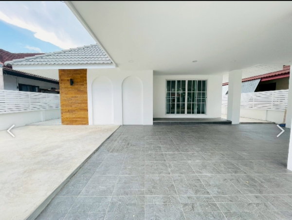 รูป C4MG100527   ขายบ้านเดี่ยวชั้นเดียวรีโนเวทใหม่   3 ห้องนอน  2 ห้องน้ำ  1 ห้องครัว  2 ที่จอดรถ - รูปที่ 4/25