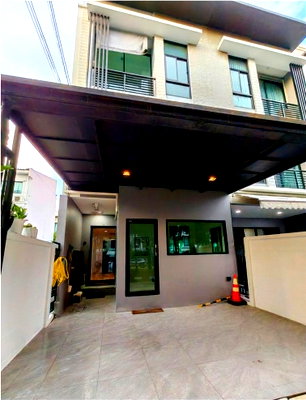 ทาวน์โฮม MRT สามย่าน : S1235🏡✨ ขายด่วน! บ้านกลางเมือง พระราม 9 (หลังมุม วิวสวน) ✨ พิเศษเพียง 6,800,000 บาท