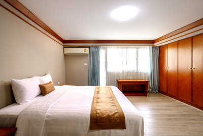 คอนโดให้เช่า : United Tower Thonglor @Nithinan - 2 ห้องนอน (108 ตร.ม.) ราคา BTS ทองหล่อ