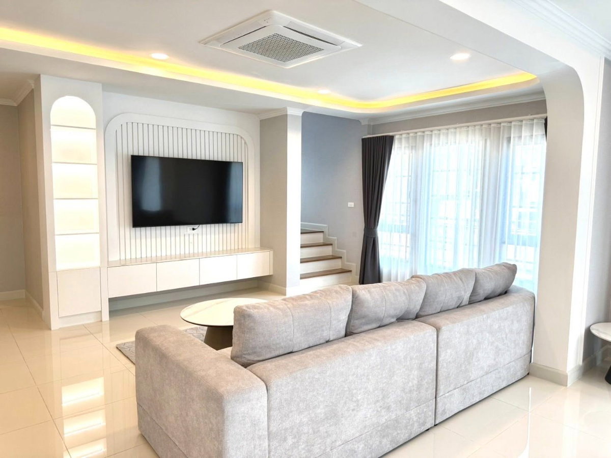 picture ✨For rent Centro bangna✨LineID: @Propvel (with @ in front)✨ - 7/9