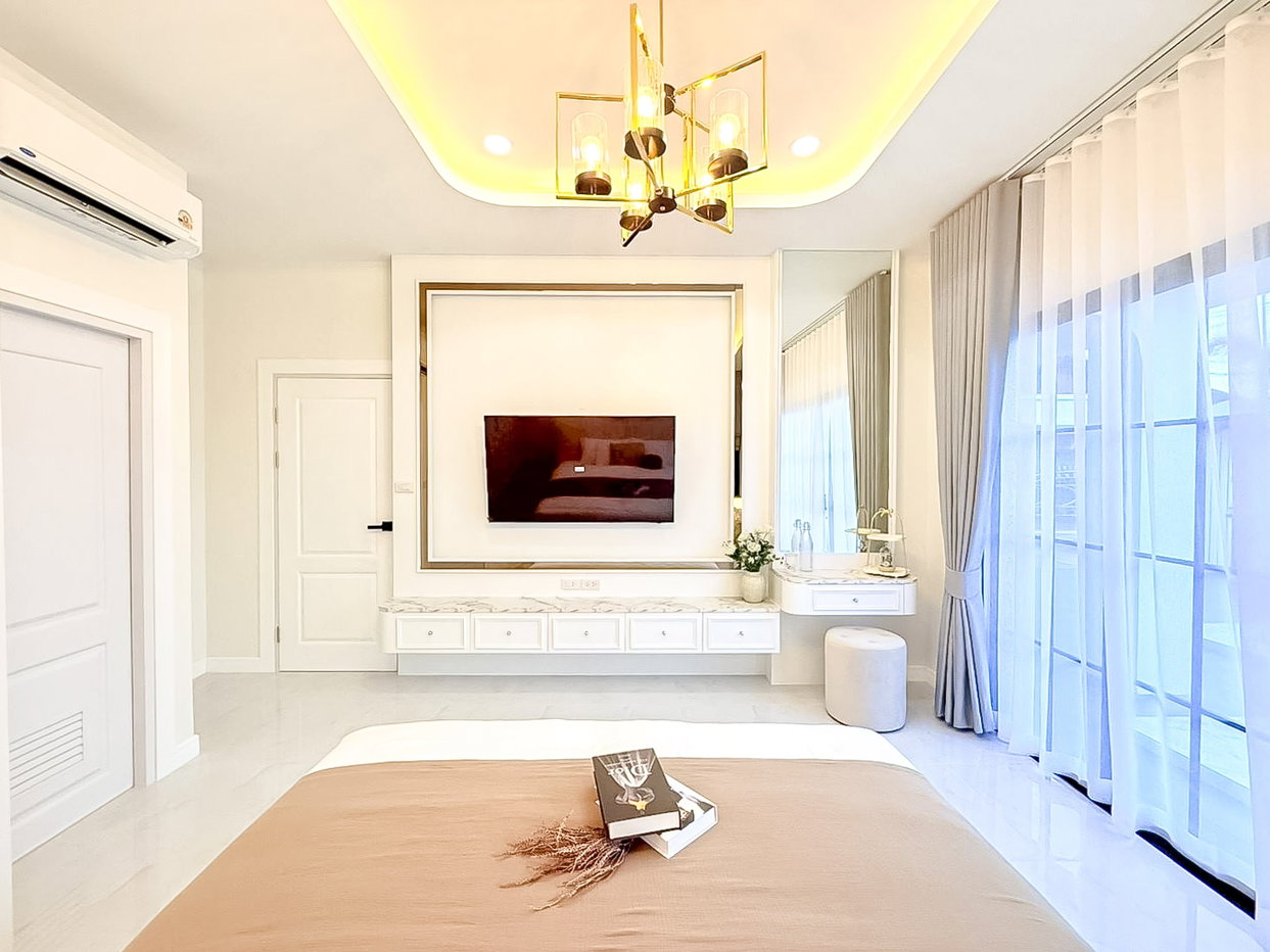 รูป Pool Villa for Sale East Pattaya Modern Classic Fully Furnished - รูปที่ 6/9