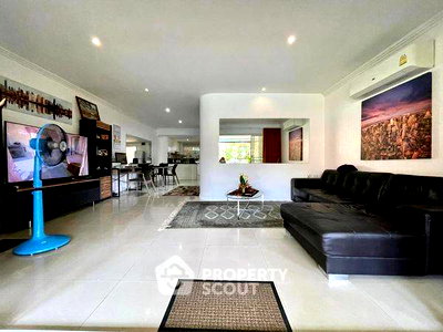 ขายคอนโด : คอนโดชั้น 1 ขนาด 73 ตร.ม. 1 ห้องนอน ขาย Executive Residence I พัทยา (พระตำหนัก) (ID 1145321)