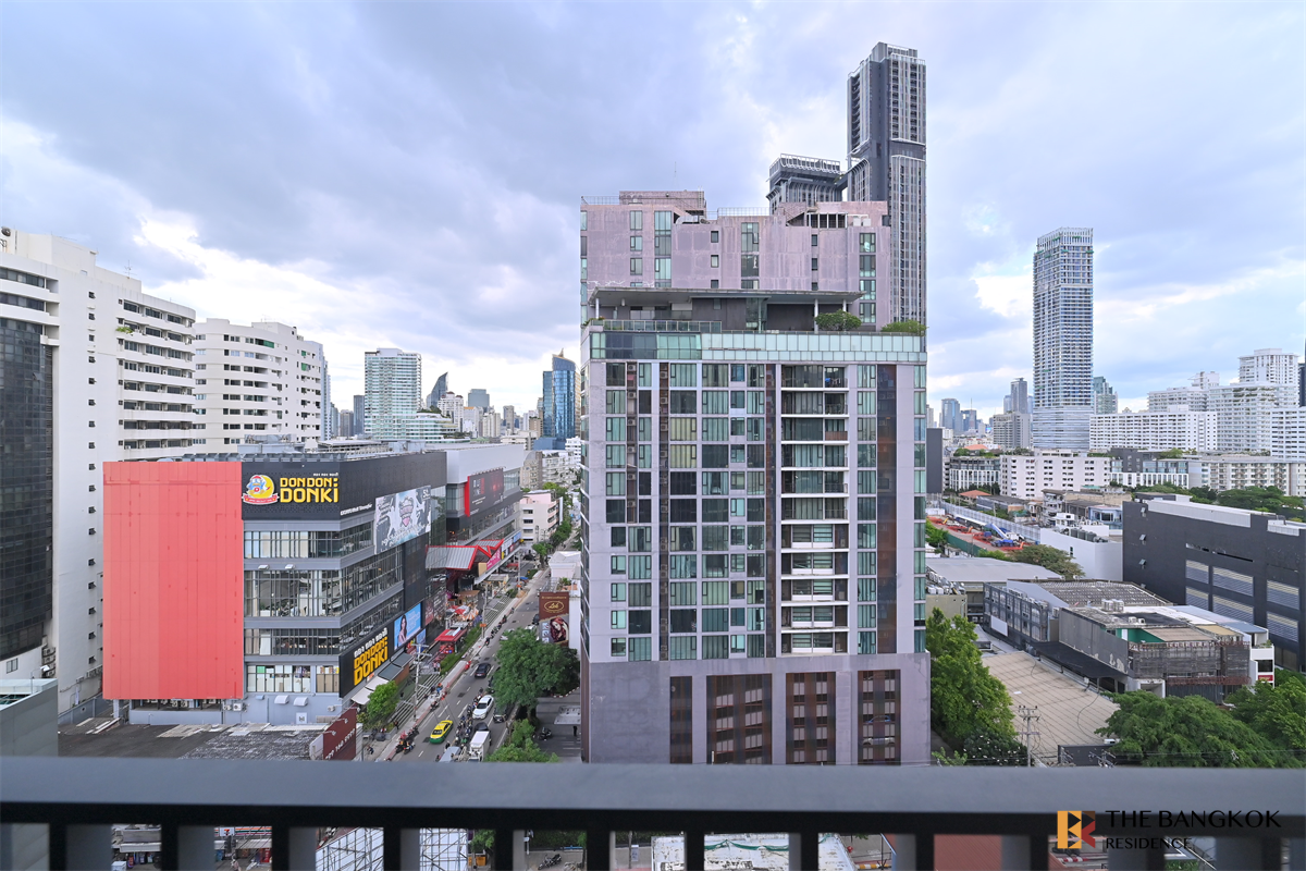 picture M Thonglor 10 Location Near Employment, Surrounded by Lifestyles - 1/10