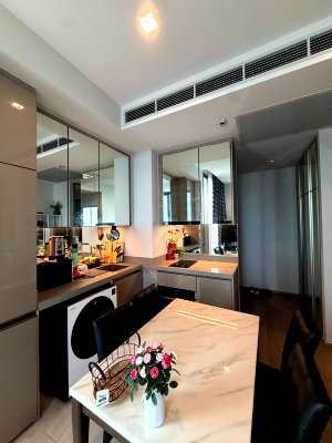 บ้านเดี่ยว รัชโยธิน : For Sell at    The Crest Park Residence