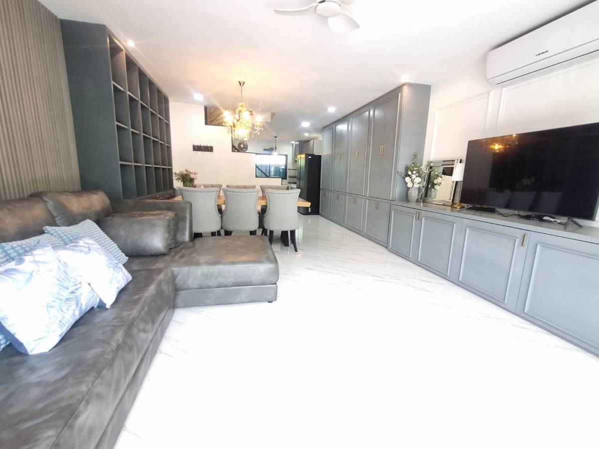 picture 4-BR Townhouse in Min Buri (ID 2926619) - 8/29