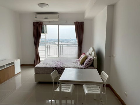 P-50931 — For Rent: Chao Phraya River View Condo, Supalai River Resort Near BTS Wongwian Yai Price 10,000 THB. Tel 085-592-2897 Line: @easythaihome