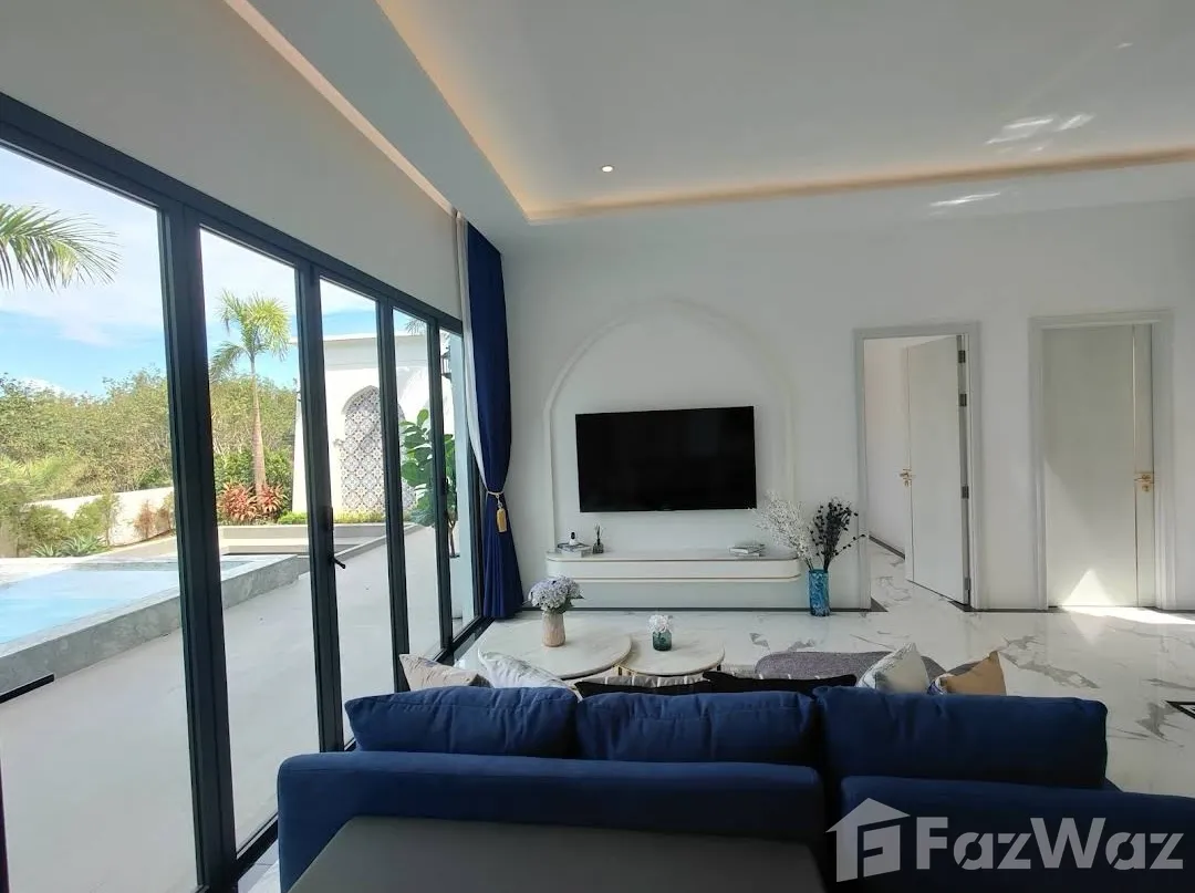picture Elegant Moroccan-Inspired Pool Villa with Rooftop Terrace in 6307138 - 7/16