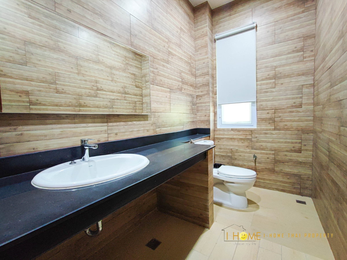รูป A1-V0013 บ้าน Pool Villa 2ชั้น 5 ห้องนอน 5 ห้องนำ้ 1 ห้องรับแขก 1 ห้องครัว 2 ที่จอดรถ - รูปที่ 34/39