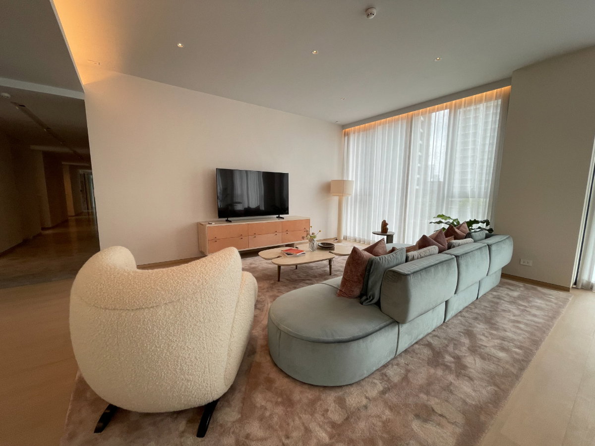 picture Scope Thonglor Four spacious ensuite bedrooms designed for complete privacy. - 6/9