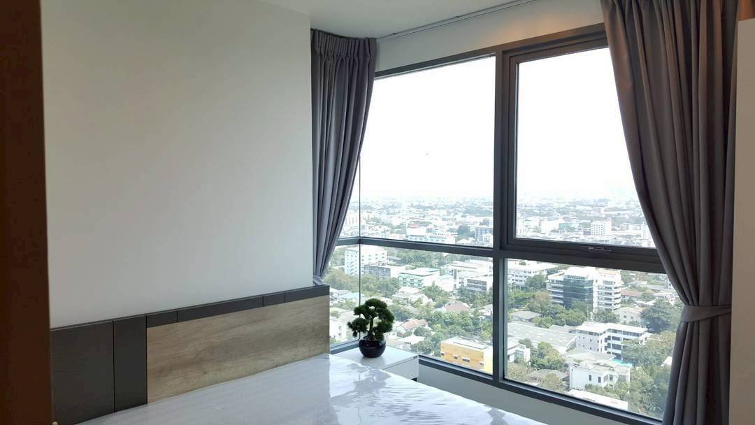 รูป ขายราคาสุดคุ้ม!! IDEO MOBI Sukhumvit 81 100 ม. สถานีอ่อนนุช Type: 2B 1b - รูปที่ 2/12