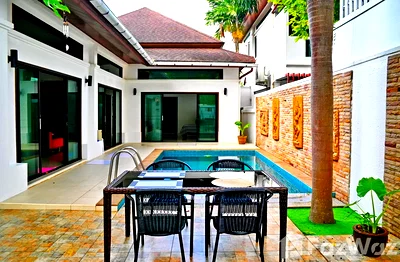 Houses for sale Phuket : 2 Bedroom Villa for sale in Rawai, Phuket  6296614