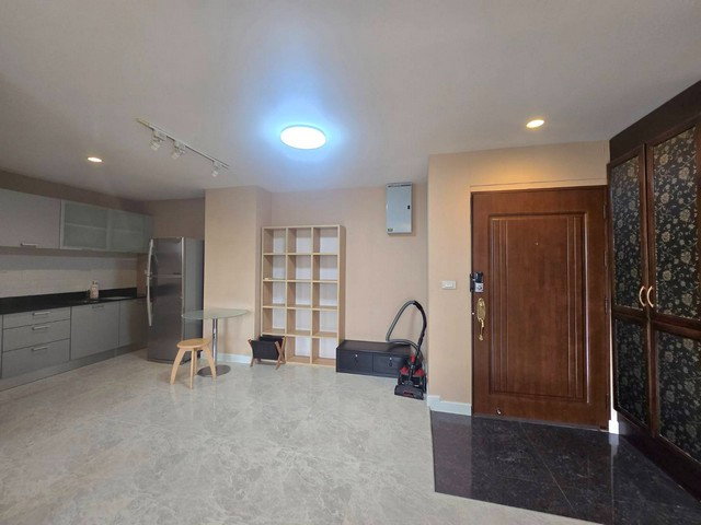 รูป ขาย คอนโด อีลิท เรซิเดนท์ ซอยศรีนครินทร์ 5 Elite Residence ห้องใหญ่ 106.15 ตร.ม ชั้น 3 ใกล้รถไฟฟ้าสถานีศรีกรีฑา - รูปที่ 3/8