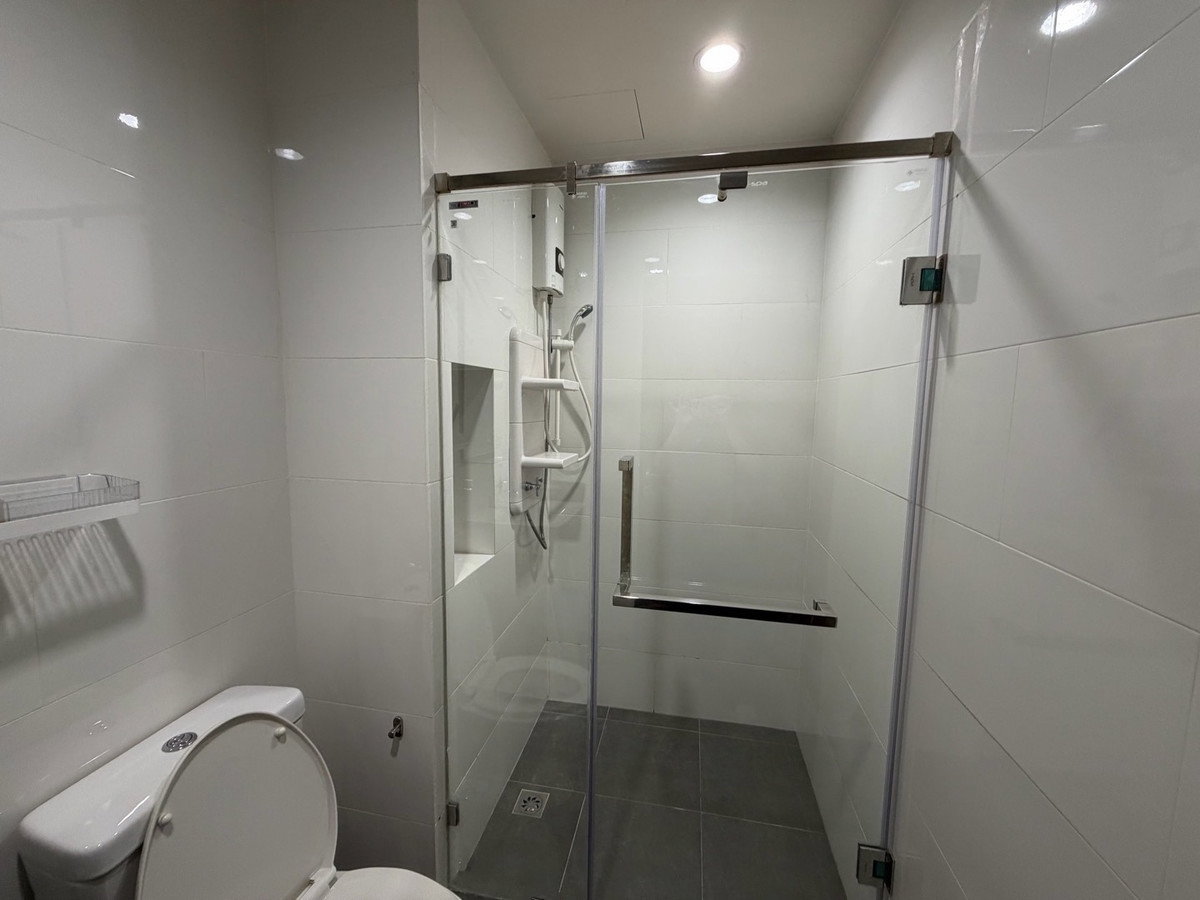 picture Sukhumvit Line | BTS On Nut | 1 Bed 1 Bath | 30 sqm. | The Base Park West | ADD01751 - 4/14