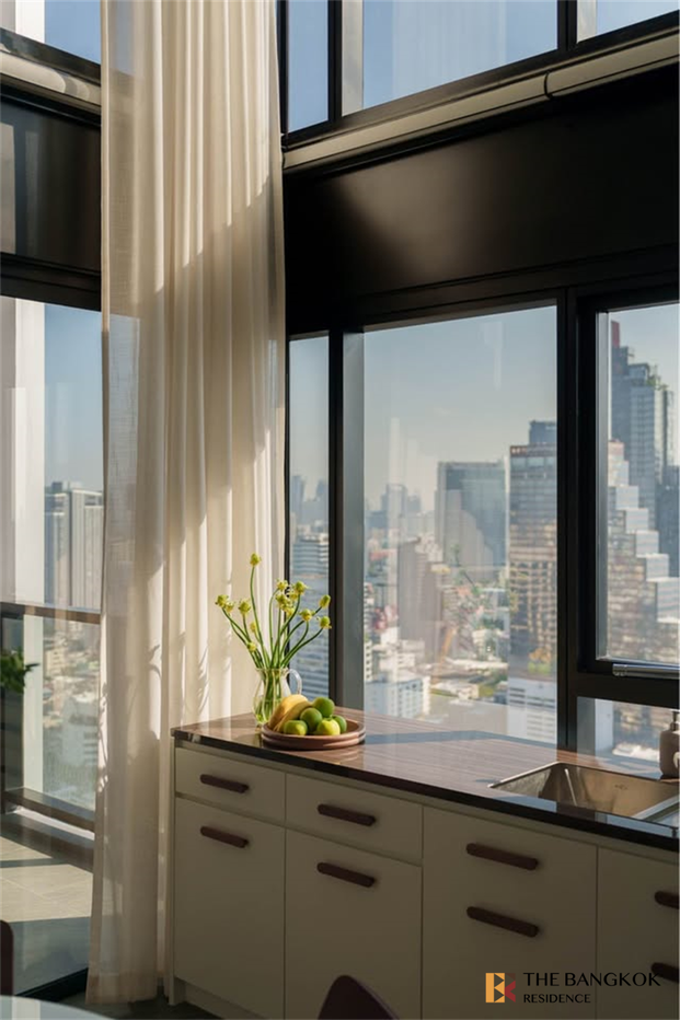 picture The Lofts Silom near BTS Surasak - 9/10