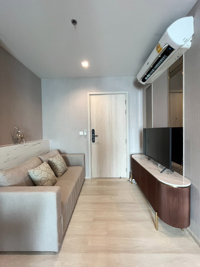 รูป ✨ห้องแต่งหรู ✨ไลฟ์วันไวเรส 🏡 ห้องแต่งสวย , เฟอร์นิเจอร์ครบ //สอบถามเพิ่มเติมที่ LineOA : @assetrootz - รูปที่ 4/9