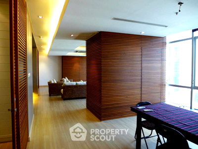 Condos for sale : 2-BR 145 Sqm Condo For Sale Baan Sathorn Chaopraya, BTS Krung Thon Buri (ID 2874211)