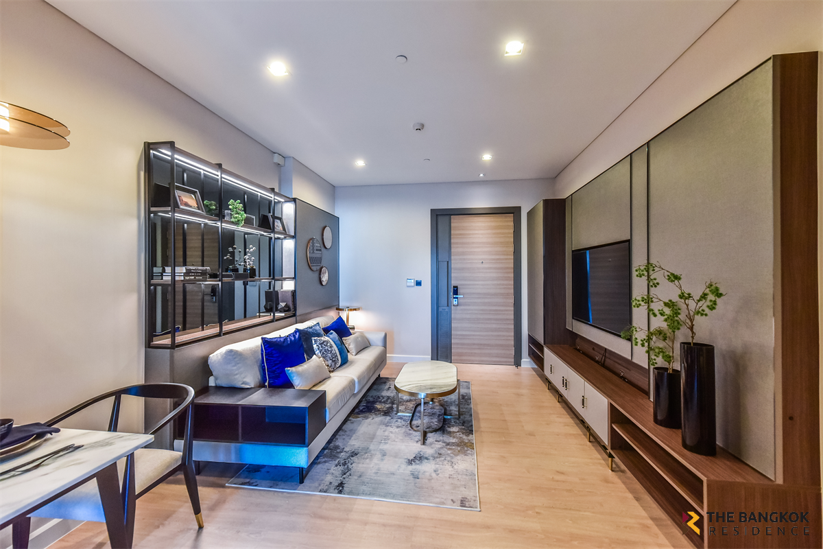 picture The Room Charoenkrung 30 Room available, great price - 1/10