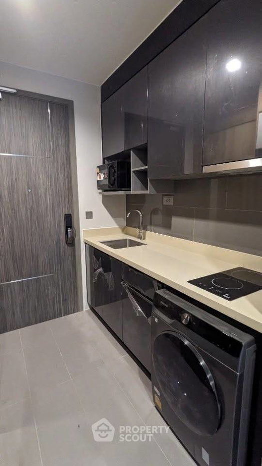 picture 1-BR Condo at Q Prasarnmit near MRT Phetchaburi (ID 2922154) - 7/14