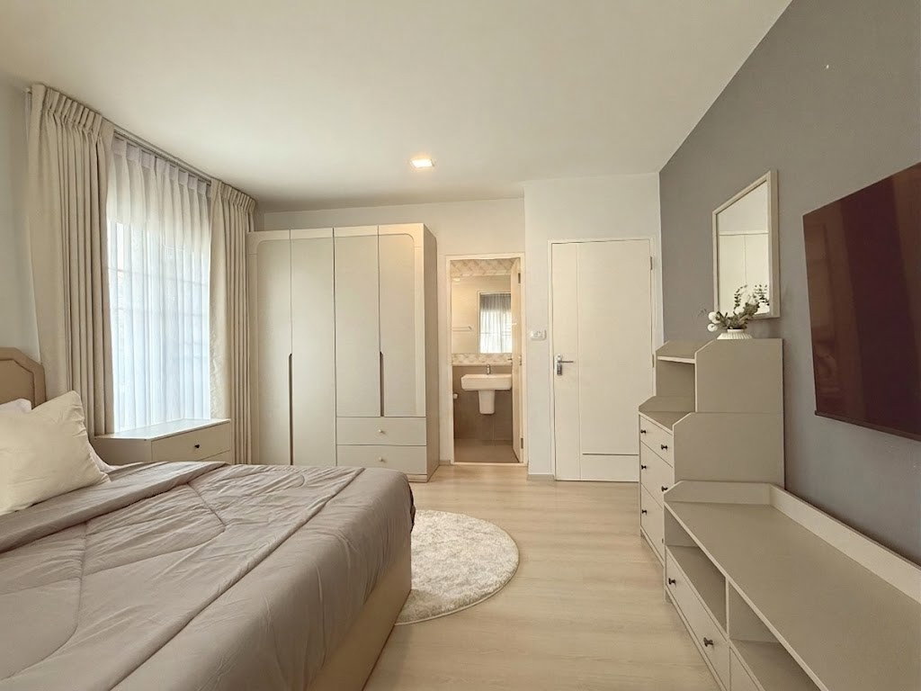 รูป 🏡✨ ให้เช่าบ้านเดี่ยว 2 ชั้น — Villaggio ศรีนครินทร์–บางนา บ้านสวย Fully Furnished พร้อมอยู่ ใกล้ Mega Bangna & ทางด่วน - รูปที่ 6/14