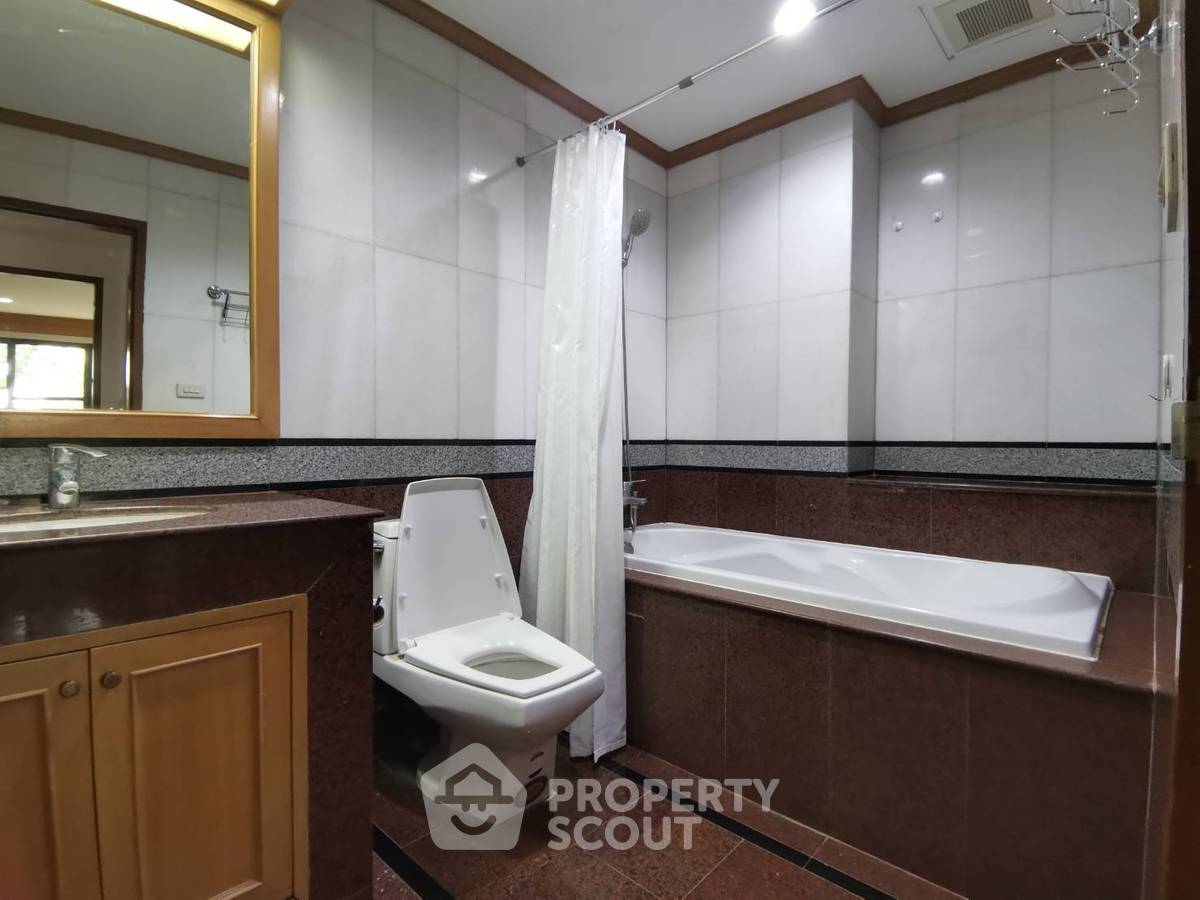 รูป คอนโด 1-ห้องนอน ที่ สุพรีม วิลล์ คอนโดมิเนียม ใกล้ MRT คลองเตย (ID 2866358) - รูปที่ 4/6
