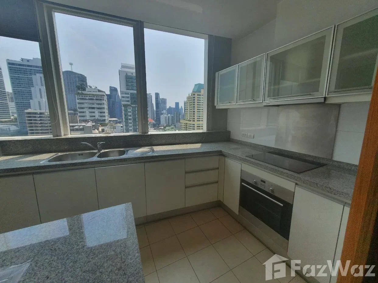 picture 2 Bedroom Condo for sale at Millennium Residence  44529 - 4/7