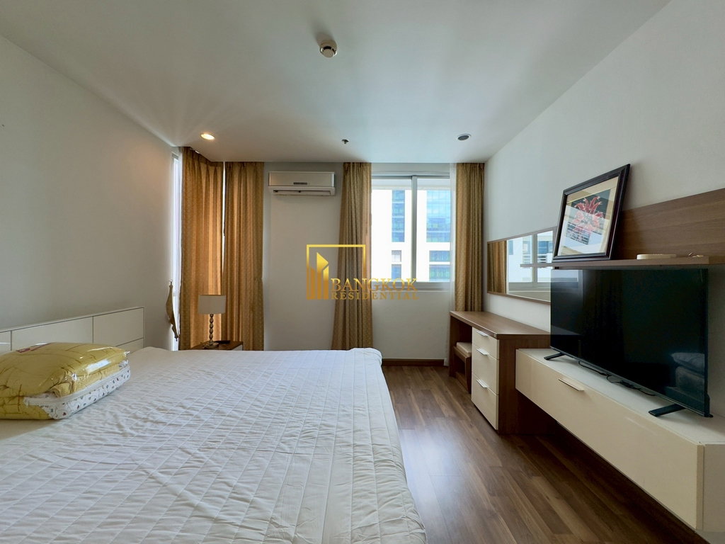รูป The Rajdamri | Cozy 2 Bedroom Condo For Rent in Popular Area - BR3832CD - รูปที่ 11/30