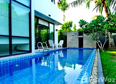 Houses for sale Phuket : 2 Bedroom Villa for sale in Rawai, Phuket  6247186