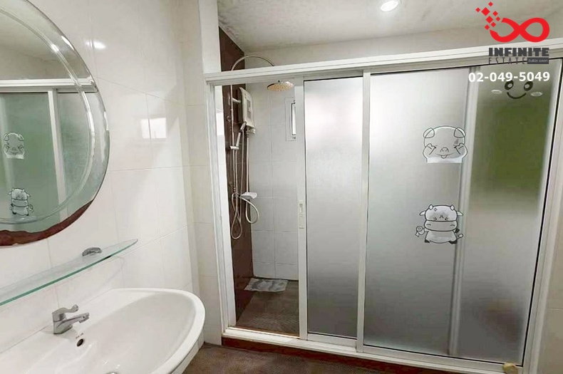 รูป ขายบ้านเดี่ยว 2 ชั้น 70 ตรว. หมู่บ้านกรีนลีฟ ราษฎร์อุทิศ 11 สุวินทวงศ์ หน้าโครงการ - รูปที่ 9/10